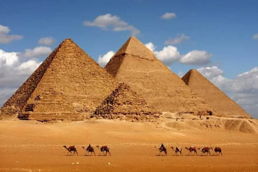Day Trip to Cairo from Alexandria | Pyramids & Sphinx Tour 2026