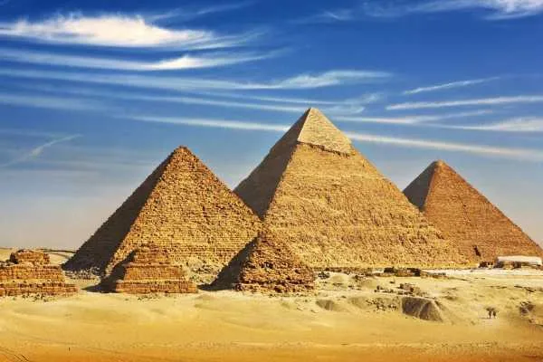 Private Day Tour Visiting Giza Pyramids and Grand Egyptian Museum