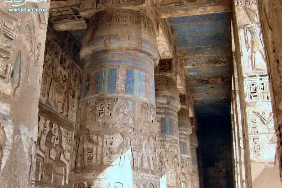 Private Luxor Tour: Valley of the Artisans, Queens & Habu Temple