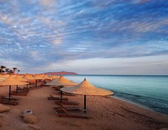Day tour to Red sea El Ain Sohkna from Cairo