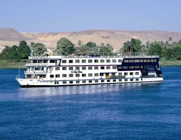 4-Day Budget Nile Cruise from Hurghada | Aswan & Luxor Tour
