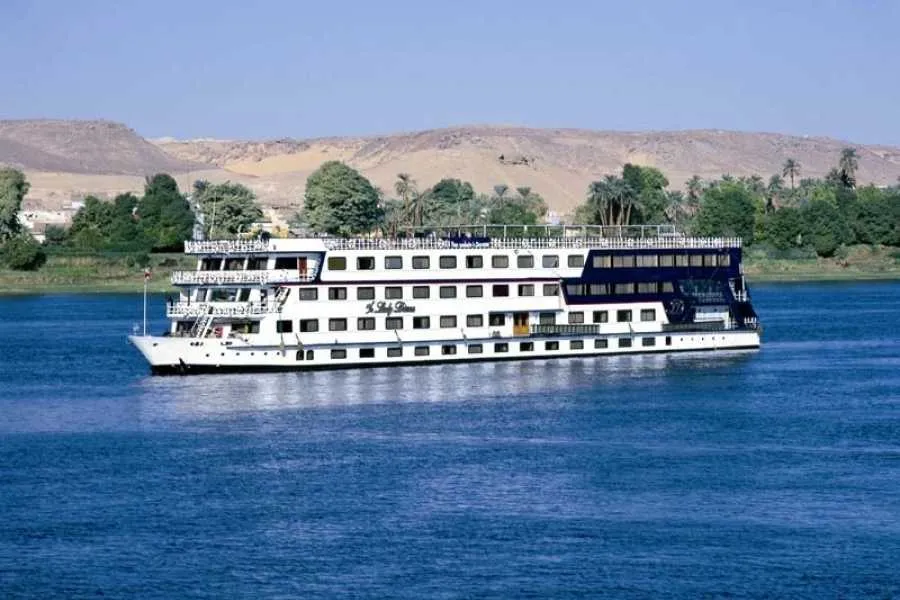 4-Day Budget Nile Cruise from Hurghada | Aswan & Luxor Tour
