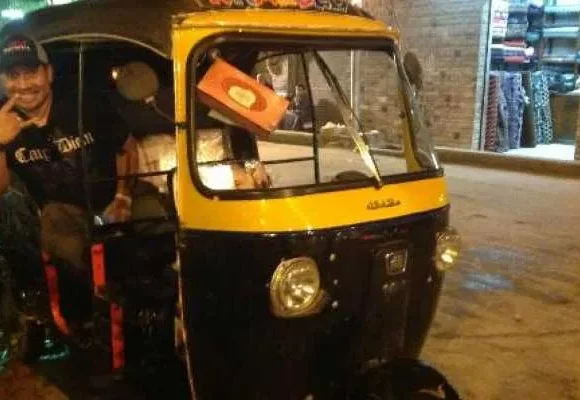 Unusual Cairo tour visiting a real Egyptian village by Tuk`Tuk ride
