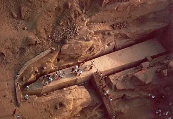 Philae temple-unfinished obelisk and high dam day tour in Aswan