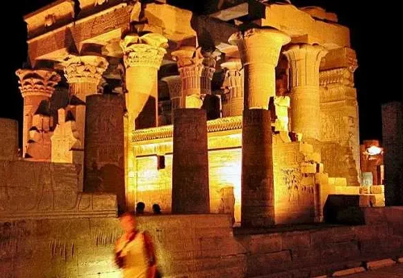 Overnight trip to Luxor from Aswan
