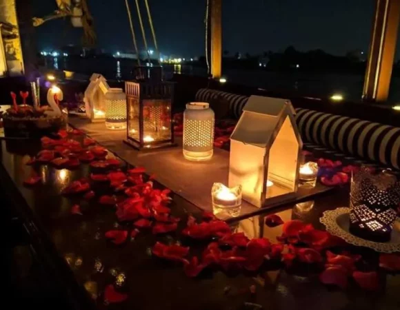 Luxury Felucca on The Nile with Lunch